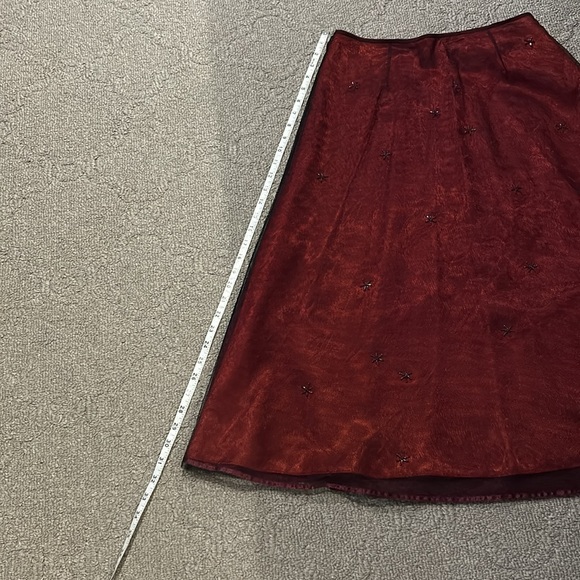 Express Shimmer Red & Black Tulle Midi Skirt With Red Beaded Embellishment Sz 4 - Picture 5 of 7
